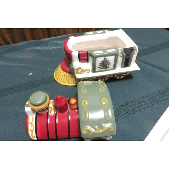 Spode Christmas Tree Village Christmas Train Engine Covered Dish Retired 2002 - Picture 2 of 5